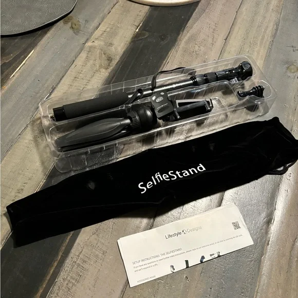 The Selfie Stand with tripod Stand for GOPRO-Smartphones - Picture 4 of 6